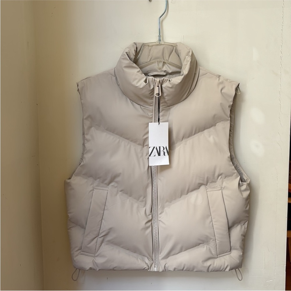 Zara Light Beige Quilted Vest - Picture 4 of 9